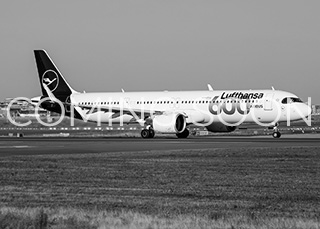 Emirates Airbus A380 Takeoff Frankfurt Airport<br />
A6-EOQ